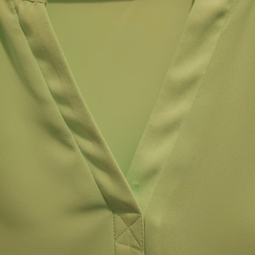 Lush lightweight Tunic - Picture 3 of 4